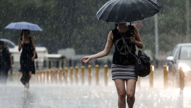 Yağmur fena bastıracak! Hem valilik hem de Meteoroji, İstanbul’da yaşayanlara uyardı