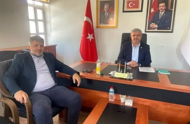 AK Parti Kula İlçe Teşkilatı’nda Temayül Yoklaması Yapıldı