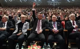 CHP’nin 20. Olağanüstü Kurultayı’nda tüzük değişikliği kabul edildi