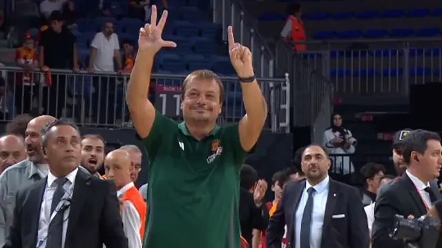 Derbi göndermesi yapmıştı! Ergin Ataman, Fenerbahçe’den özür diledi