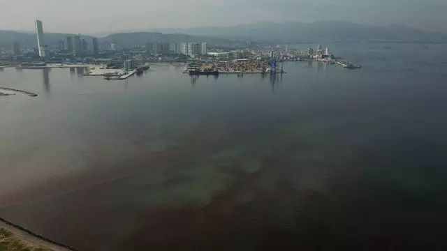 İzmir Körfezi’ndeki Kirlilik Sorunu Uzmanlardan Çözüm Önerileri