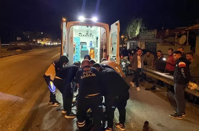 Manisa’da Motosiklet Çarpışması: 2 Yaralı