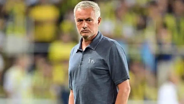 Nasıl kaybettiklerini çocuğa anlatır gibi anlattı! Mourinho’dan beyin yakan derbi yorumu