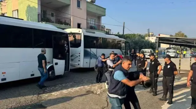 Osmaniye’de skandal iddia:14 yaşındaki kız çocuğuna cinsel istismardan 18 kişi gözaltında