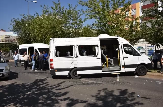 Siverek’te Minibüs ve Otomobil Çarpıştı: 7 Yaralı