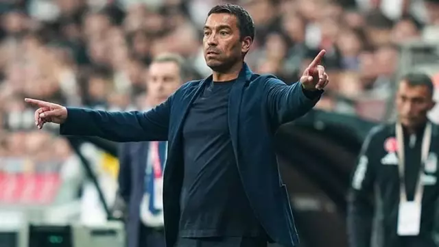 Van Bronckhorst’tan sürpriz bek tercihi! Kayserispor-Beşiktaş maçının ilk 11’leri belli oldu