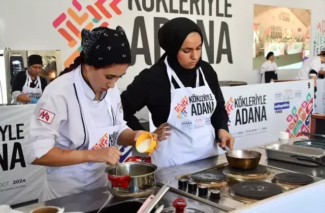 8. Uluslararası Adana Lezzet Festivali Ziyaretçilerini Ağırlıyor