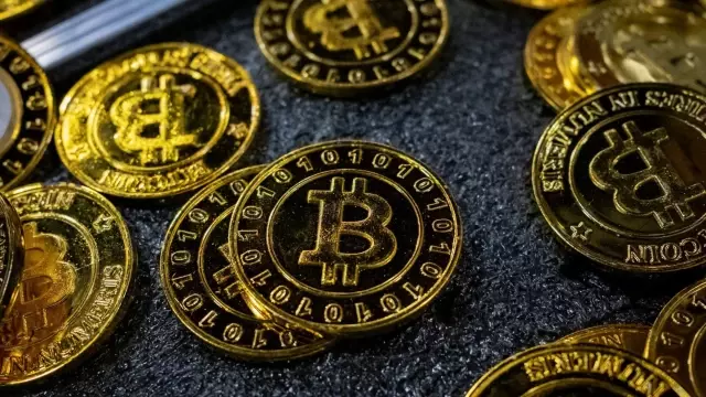 ABD’de Bitcoin ETF’leri 1 milyon BTC’ye yaklaşıyor