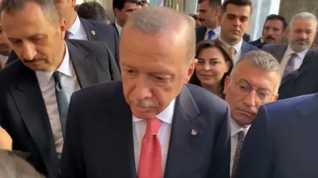 Cumhurbaşkanı Erdoğan’ın yanıt vermediği soru! Topu muhabire attı