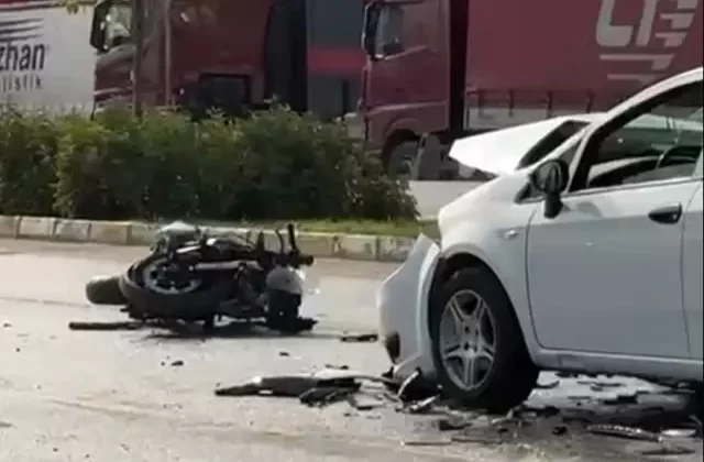 Denizli’de Ters Şeritten İlerleyen Otomobil Motosikletle Çarpıştı: 1 Ölü, 1 Yaralı