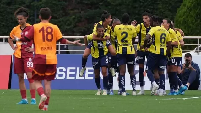 Fenerbahçe, Kadın Futbol Süper Ligi’nde Galatasaray’ı 2-0 yendi