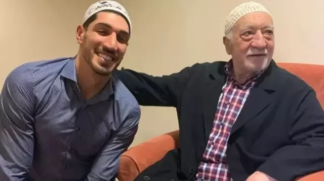 Hakan Şükür’ün ardından FETÖ’cü Enes Kanter’den de teröristbaşı Gülen için paylaşım geldi