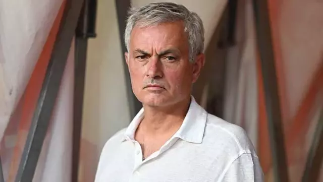 Jose Mourinho, Fenerbahçe’den zam istedi