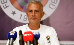 Jose Mourinho yorumcularla resmen dalga geçti