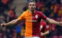 Lukas Podolski aktif futbol kariyerini noktaladı