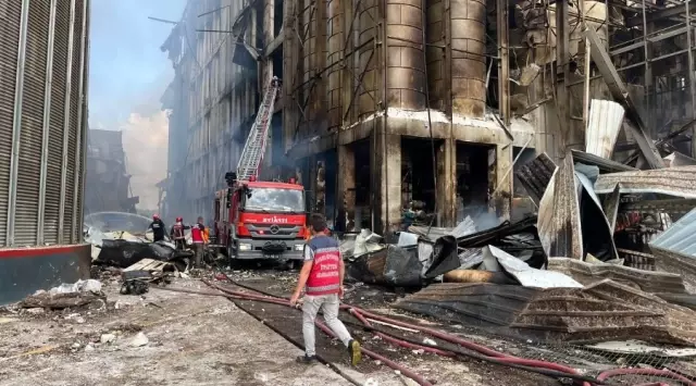 Makarna fabrikasında çıkan patlamada ölü sayısı 3’e yükseldi