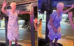 Marmaris’te masa üstüne çıkıp dans eden yaşlı kadının videosu Avrupa’da viral oldu