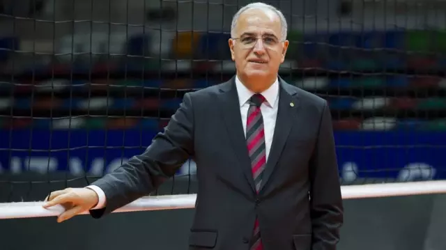 Mehmet Akif Üstündağ, yeniden Türkiye Voleybol Federasyonu başkanı seçildi