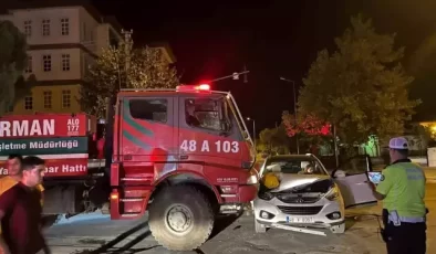 Muğla’da Orman Arazöz ile Otomobil Çarpıştı: 1 Yaralı