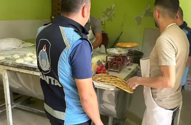 Palu’da Zabıta Ekiplerinden Market, Fırın ve Kasap Denetimi