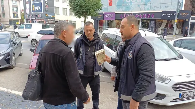 “Satmıyorum, okuyorum” diyen adam, anında çuvalladı! “Allah’ın isimleri” sorusuna verdiği yanıt bomba