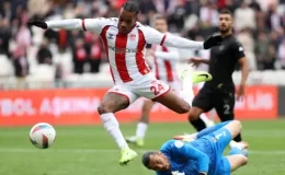 Sivasspor, Hatayspor’u geriden gelip devirdi