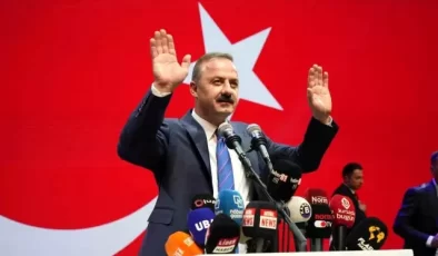 Yavuz Ağıralioğlu, Anahtar Parti’nin tanıtımını gerçekleştirdi