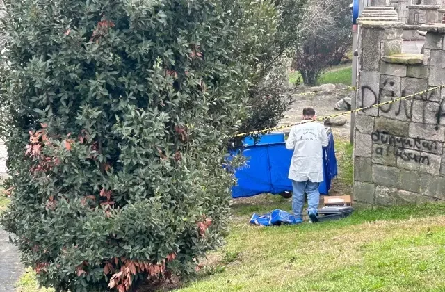 Bayrampaşa’da parkta intihar: Şahsın sanal kumarda para kaybettiği için kendini vurduğu iddia edildi