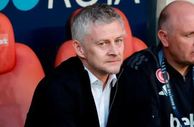 Beşiktaş’ta şok sakatlık: Solskjaer’in gözdesi ikinci yarıya çıkamadı