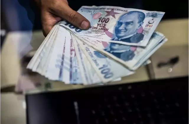 Çalışan annelere milyonlarca lira destek verilecek