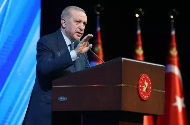 Cumhurbaşkanı Erdoğan: Muhalefet lideri de olsanız yargıya parmak sallayamazsınız