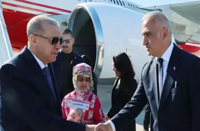 Cumhurbaşkanı Erdoğan’ın ziyaretine Bakan Ersoy’da eşlik etti