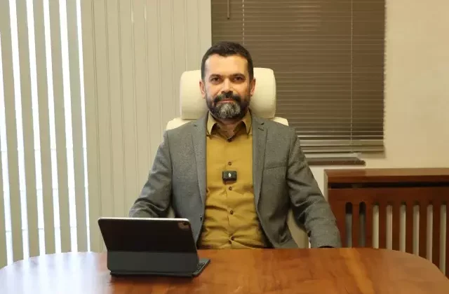 Dr. Ekrem Teymur: “DeepSeek yapay zekası ABD teknoloji devlerini sarstı”