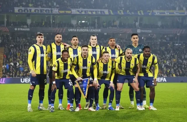 Fenerbahçe’ye iki yıldızından birden kötü haber