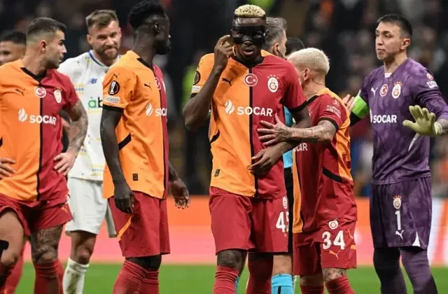 Galatasaray, konuk ettiği Dinamo Kiev ile 3-3 berabere kaldı