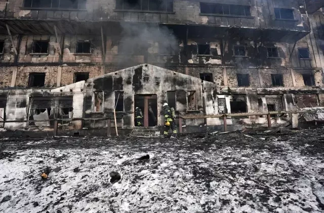 Kartalkaya’daki faciada ilk bulgular: Yangın merdiveni dumanı üst katlara taşımış