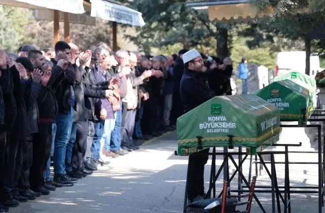 Katil de kurbanlar da yan yana toprağa verildi