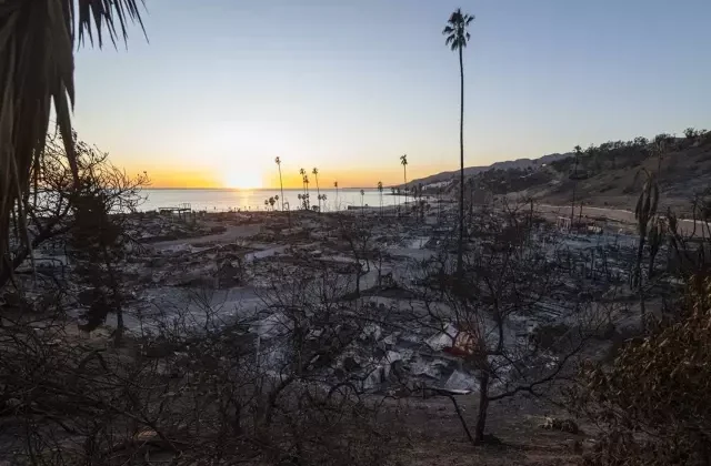 Los Angeles’taki yangınlarda 40 yılın en büyük yıkımı yaşandı