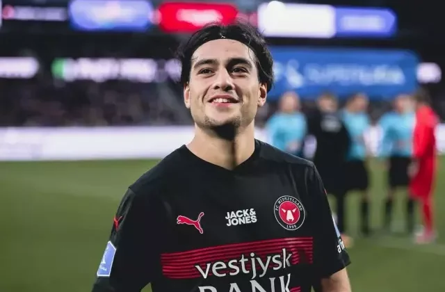 Midtjylland’ta forma giyen Türk futbolcudan olay sözler: Ailem Fenerbahçe’yi desteklerse bozuşuruz