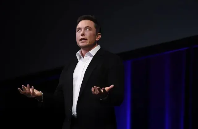 Musk’ın sahibi olduğu Tesla’nın dördüncü çeyrek geliri piyasa beklentilerinin altında kaldı