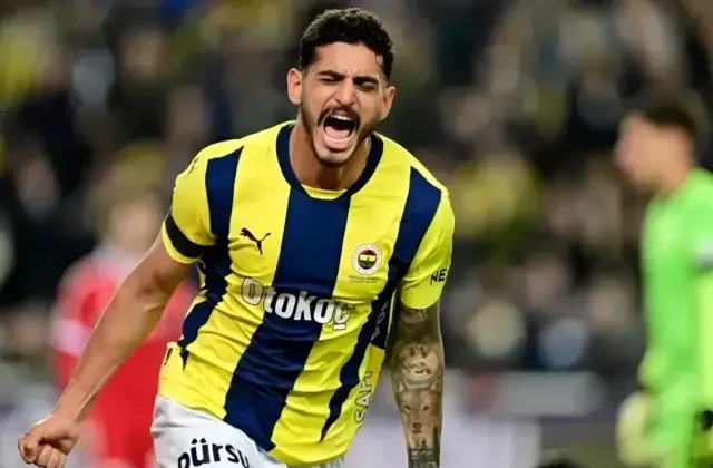 Samet Akaydın istese de Fenerbahçe’den gidemiyor