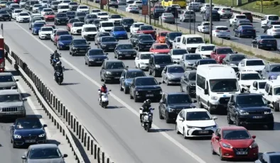 Trafikte en çok vakit kaybedilen kentler belli oldu