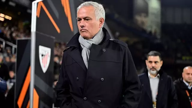 UEFA’dan Mourinho’ya şok ceza