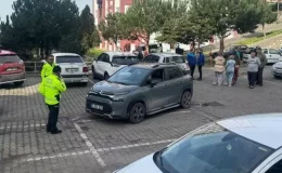 Zonguldak’ta akılalmaz kaza! Park etmek isterken kocasını ezdi