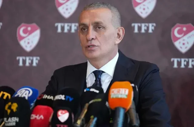 Atadığı hakemle ülke gündemine oturan TFF Başkanı, derbi öncesi canlı yayına çıkacak