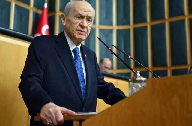 İhraç edilen teğmenlerle ilgili Bahçeli’den zehir zemberek çıkış