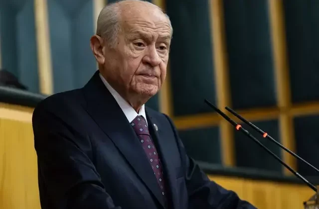 Bahçeli’den 6 Şubat mesajı: Vicdansız güruha rağmen depremin izleri siliniyor