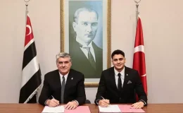 Beşiktaş, Mustafa Erhan Hekimoğlu ile yeni sözleşme imzaladı