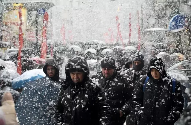 Bu provaydı, İstanbul’a tipi şeklinde kar yağacak! İşte saat saat hava raporu