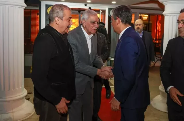 CHP Genel Başkanı Özgür Özel, Ahmet Türk’ü ziyaret etti